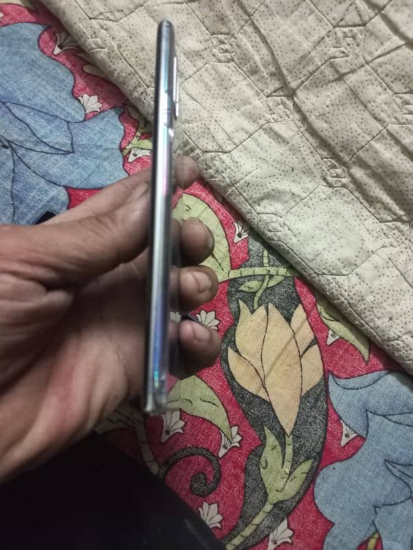 samsung note 10 plus goldan color 9