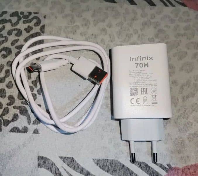 infinix Note 40 Pro original 70W Box Pulled Charger 0
