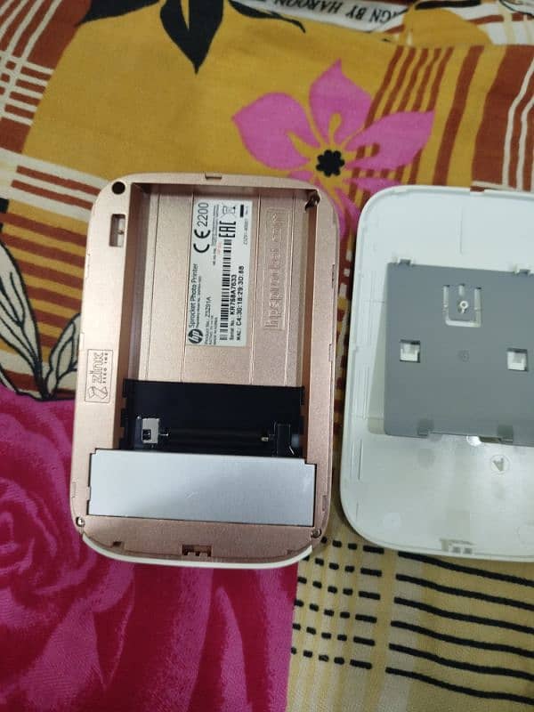 HP Sprocket Portable Photo Printer For Mobile 3