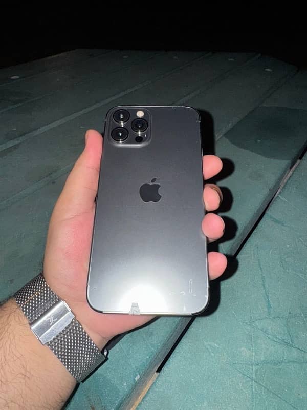 iphone 12 pro max 1