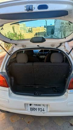 Toyota Vitz 2003