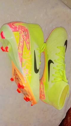 football shoes Nike mercurial Superfly air zoom adidas predator