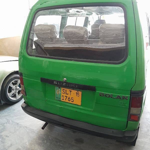 Suzuki Bolan 2015 15