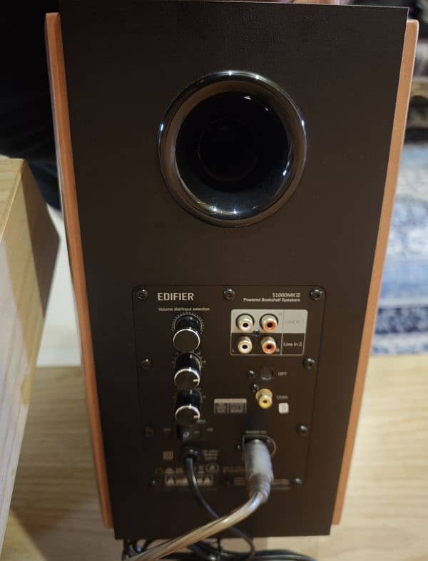 Edifier S1000mkii 2.0 Audiophile High Res Active Bookshelf Speakers 11