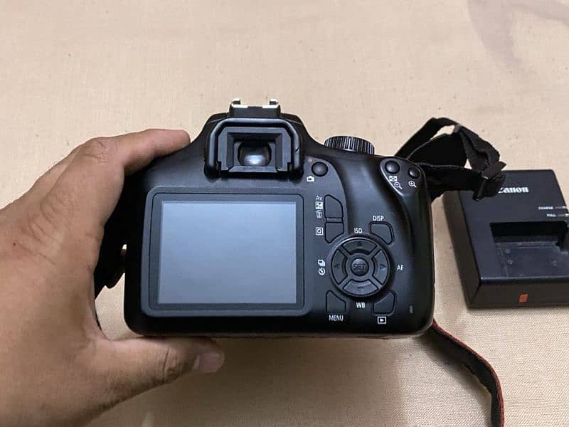 wifi Dslr Canon 4000d with 18-55mm lens + accessories (no exchange) 3