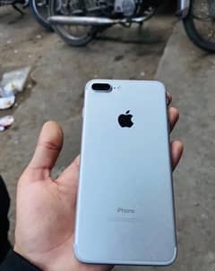 iphone 7plus pta 32gb