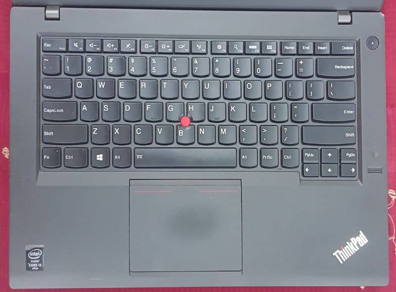 Laptop Lenovo ThinkPad Model T440 - Gen Core i5, RAM 8GB, SSD 256GB 0