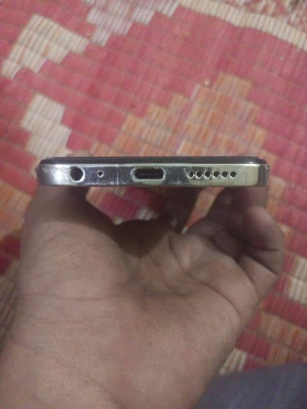 New phone 3 Month use only 03289497609 1