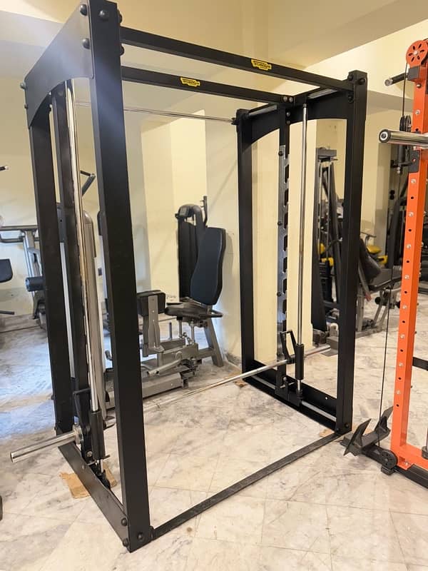 Imported smith machine / functional trianer available UK import 13
