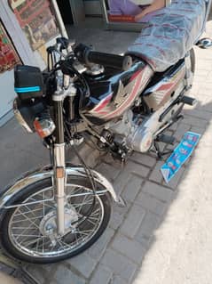 Honda 125 23/24 modal black colour