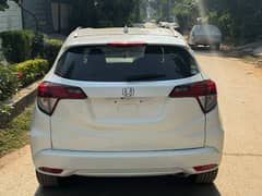 Honda Vezel 2015