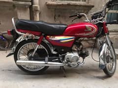 Honda CD70.  Phone _03221442364