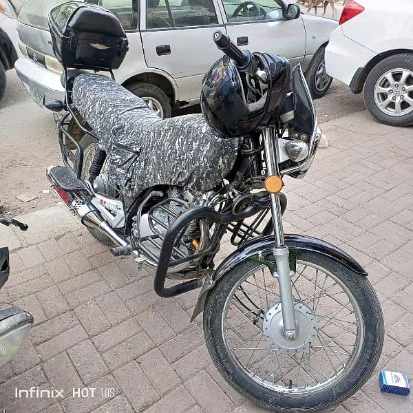 Suzuki Gs 150 As like zero meter new only 7k Km chali hy 9