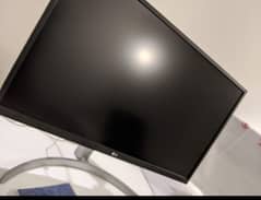 LG UL 550 4K monitor New UHD.  Open Box