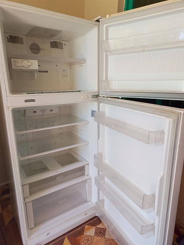 big LG imported fridge 4