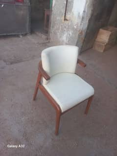 6 pcs chairs