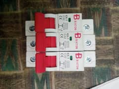 32A Single Breaker (Rs:600)