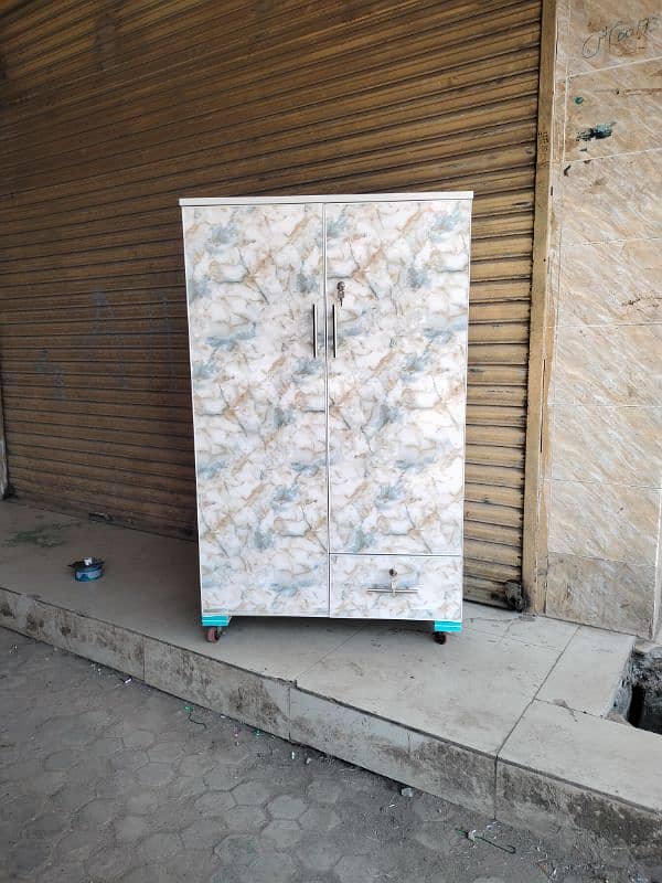cupboard / wardrobe / Almari 0316,5004723 1