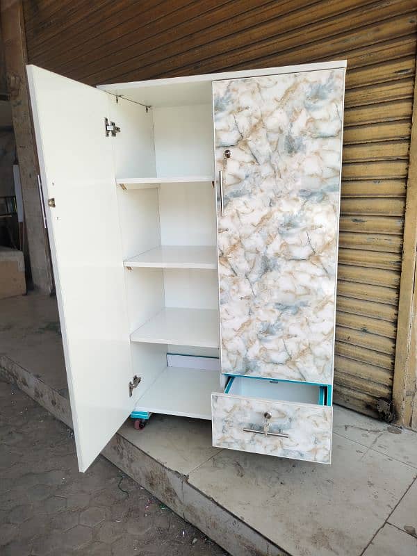 cupboard / wardrobe / Almari 0316,5004723 7