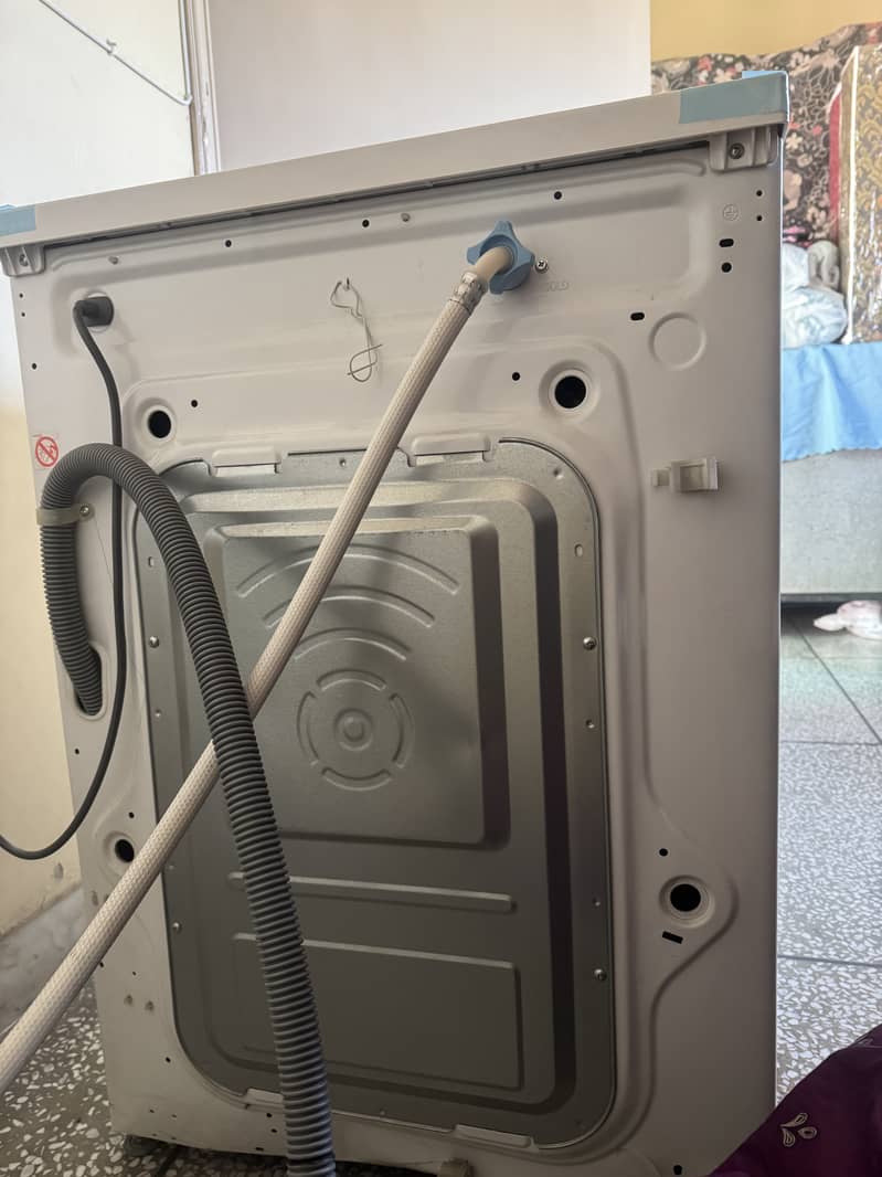 LG washing Machine Model FH2J3QDNP0 3