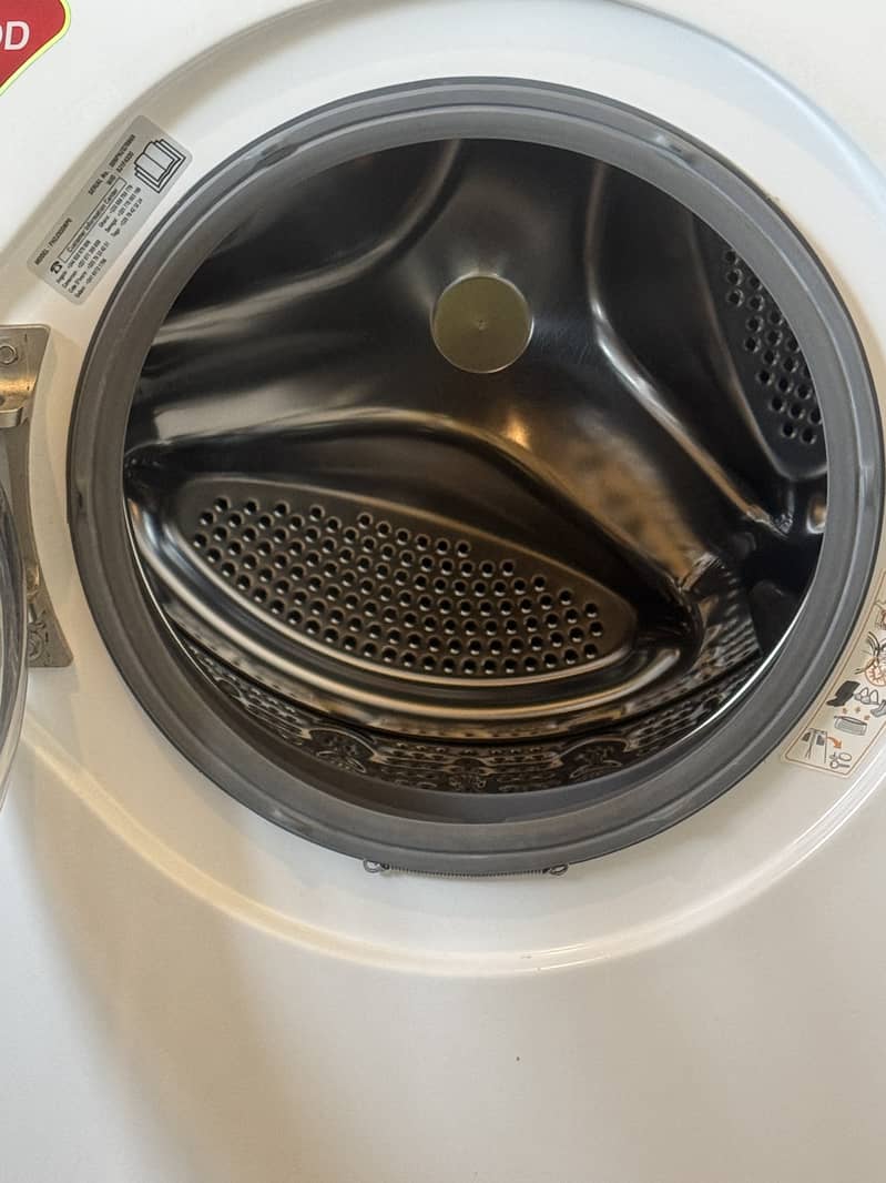 LG washing Machine Model FH2J3QDNP0 5