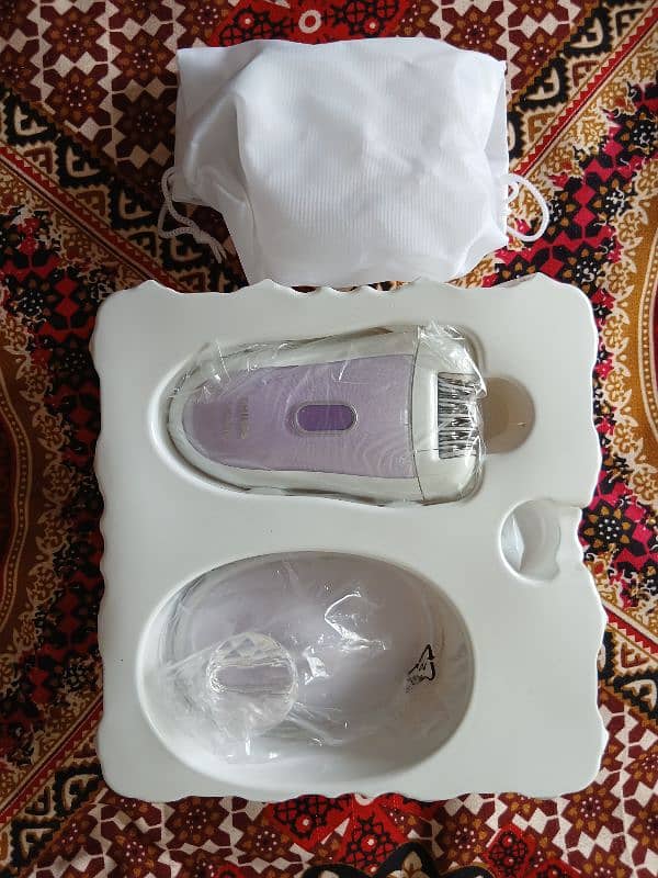 Philips Satin Soft Epilator HP 6520/01 3