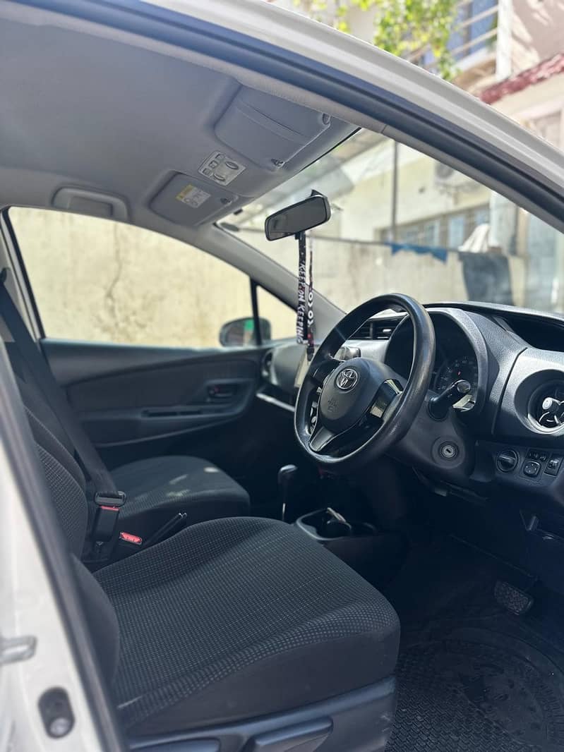 Toyota Vitz 2018 8