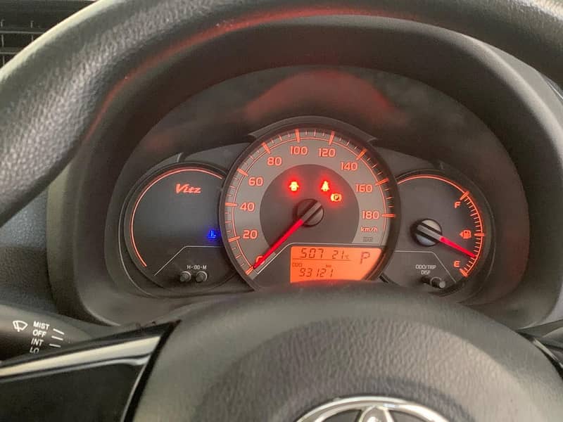 Toyota Vitz 2018 9