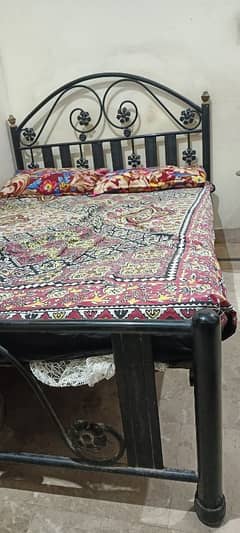 4x6 iron bed for sale with mattress