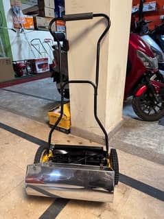 Manual hand push Lawn Mower Machine