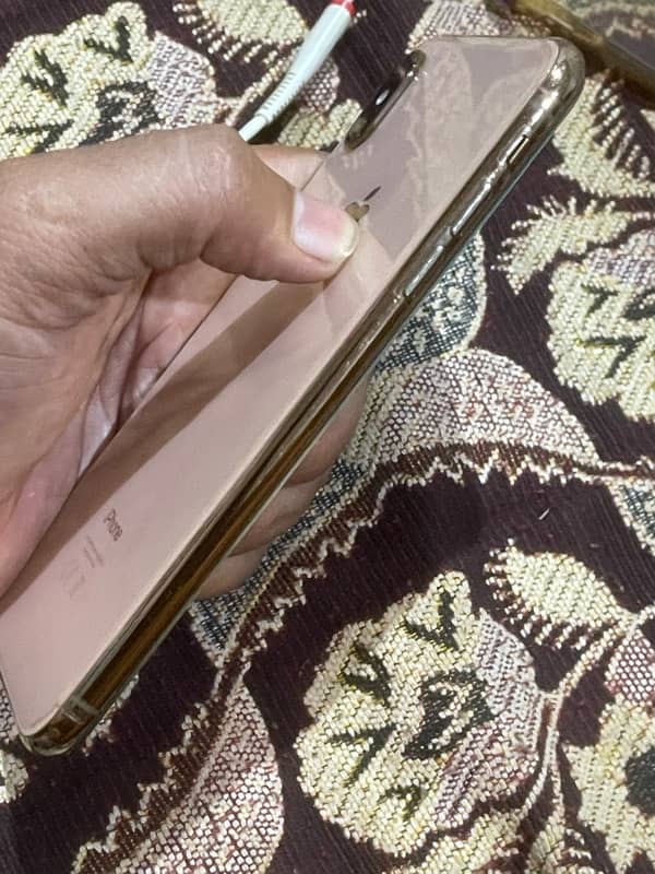 iPhone XS MAX PTA Approved 9