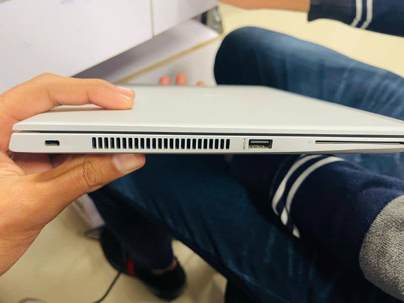 HP EliteBook 840 G5 7