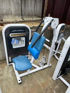 Lat Pulldown | Rowing machine | Shoulder press machine | Gym Machines