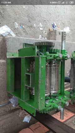 Sugarcane juice machine