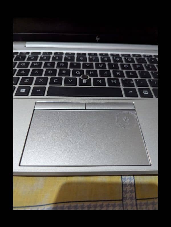 core i7 gen 10 hard 16/512 ssd 7