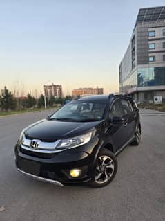 Honda BR-V 2017, Total genuine for sale in Islamabad