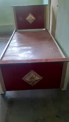 New condition beds,cubds ,metres for urgent sale 03339564026//