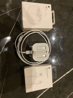 iphone Original 20W UK plug adaptor