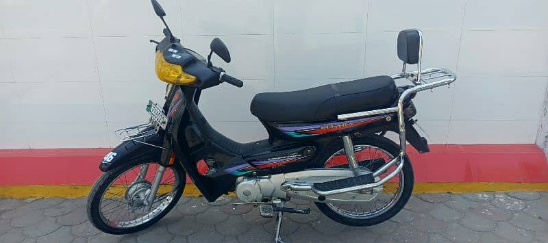 SCOOTY SITARA IMPORTANT CHINESE 10/10  8700 KM. USED 7