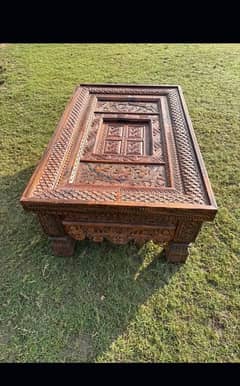 Hand-Carved Wooden Table – Antique/Traditional Design