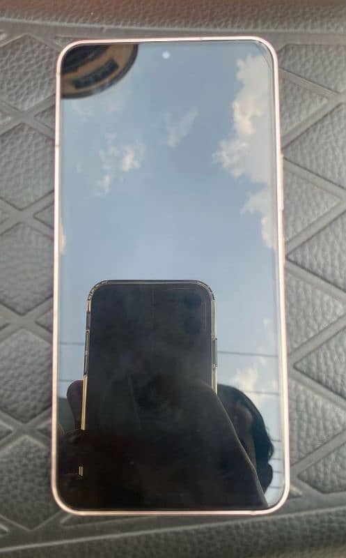 Samsung s22 8/128 with box  10/10 condition all OK phone 1