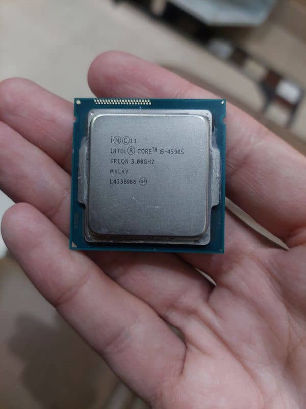 Intel Core I5 4th gen 4590s processor 0