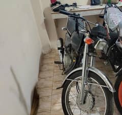 Honda CG 125 special Edition unrigesterd only 1500 km used