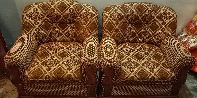 5 Seater Sofa Set for sell 1