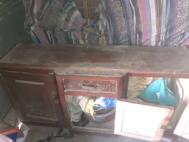 furniture showcase 0