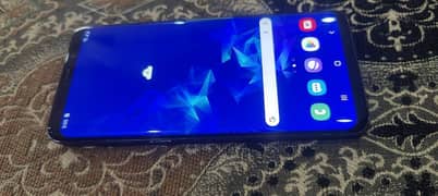 Urgent sale Samsung Galaxy S9 Plus curve display phone