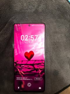 TECNO CAMON 20 AMOLED DISPLAY 8+8/256 CONDITION 9/10