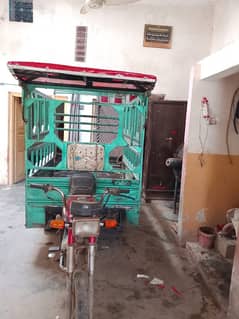 side chain loader rickshaw