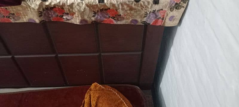 double bed 0