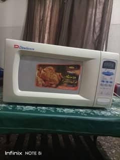 Microwave Dawlance Model 131G